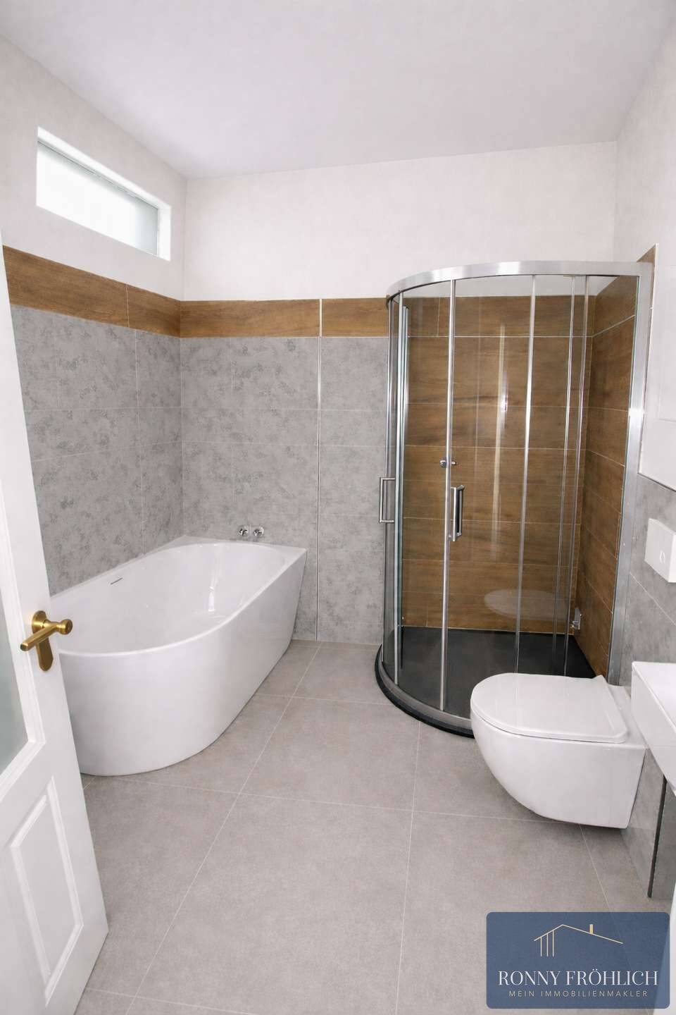 Moderne 3-Raumwohnung mit Wohnküche, Balkon & Bad mit Wanne/Dusche in Chemnitz / Sonnenberg