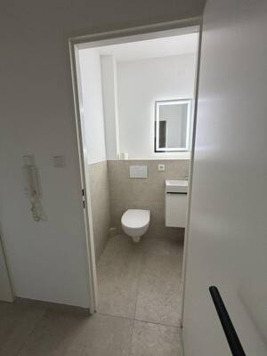 Hochwertig kernsanierte 2-Zimmerwohnung mit Balkon und Stellplatz - Campus-nah in Erlangen-Bruck – 91058 Erlangen – Vorschaubild 7