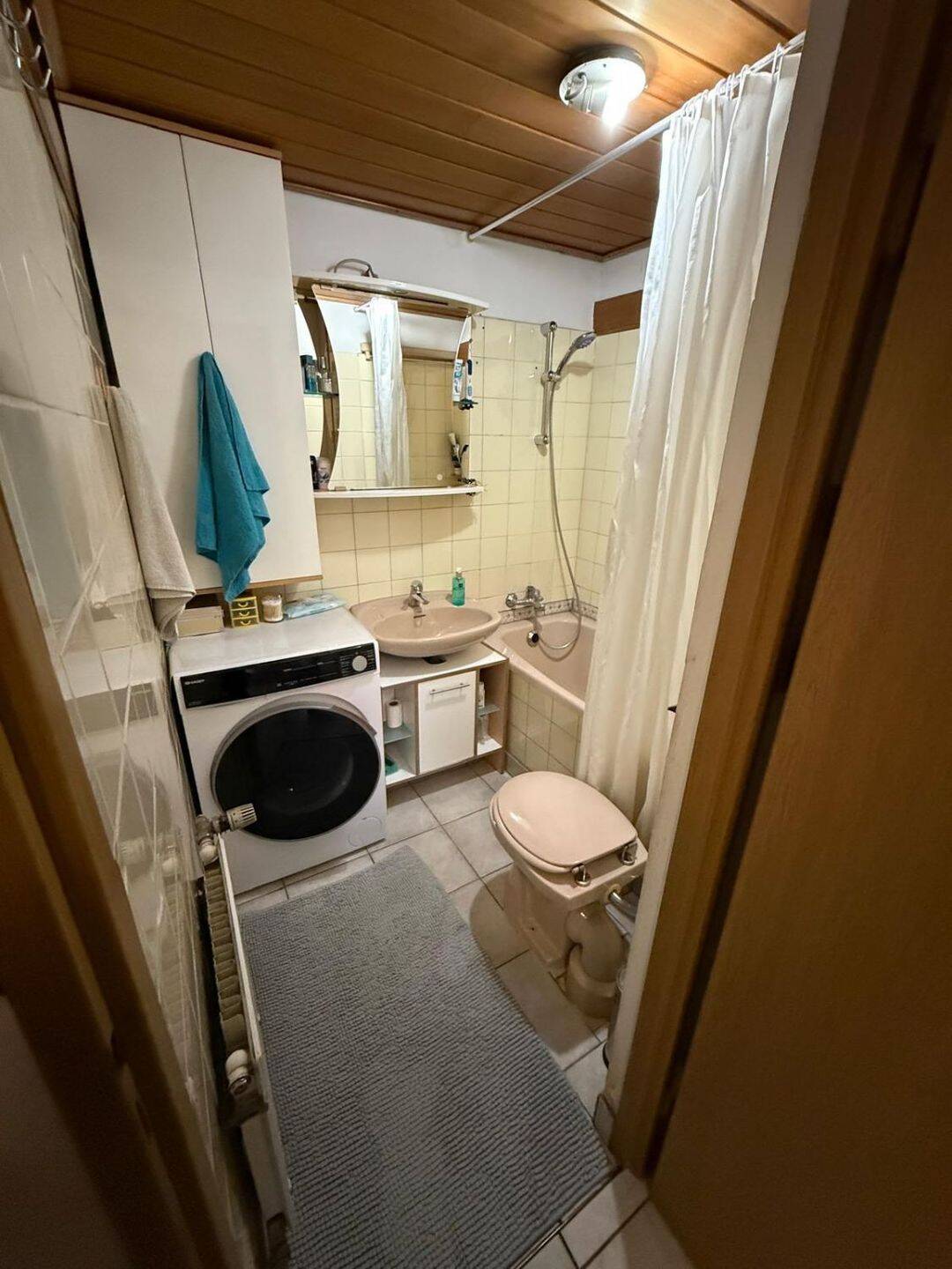 Helle, sehr ruhige 3-Zimmerwohnung mit Balkon ! – Nürnberg – Vorschaubild 4