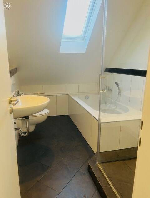 REDUZIERT !! Moderne 3 - Z.WHG mit NEUEM SUPERBAD, ohne Balkon – Krefeld – Vorschaubild 8
