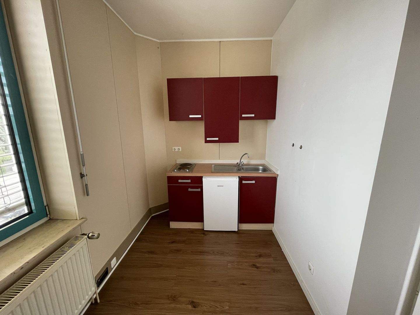 Großzügig geschnittene 1-Zimmer- Wohnung - direkt vom Eigentümer! [HMR-O57E07] – Wiesbaden – Vorschaubild 3