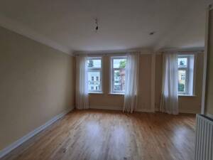 Schöne 4-Zimmer Altbauwohnung mit Balkon in Wakenitznähe – 23564 Lübeck – Vorschaubild 3