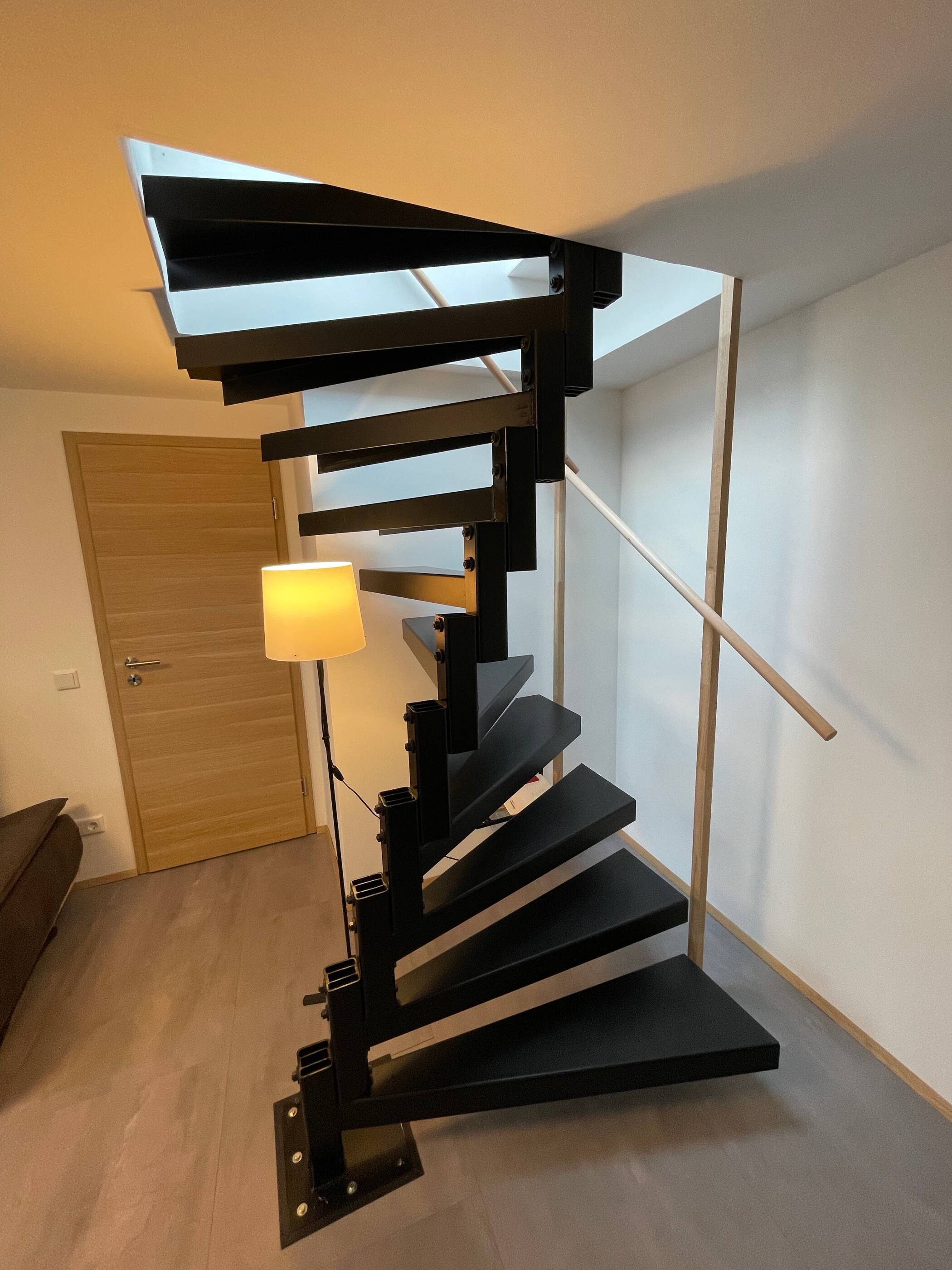 Möbliertes luxuriöses Terrassenapartment (360° Blick über Nürnberg) – Nürnberg – Vorschaubild 4
