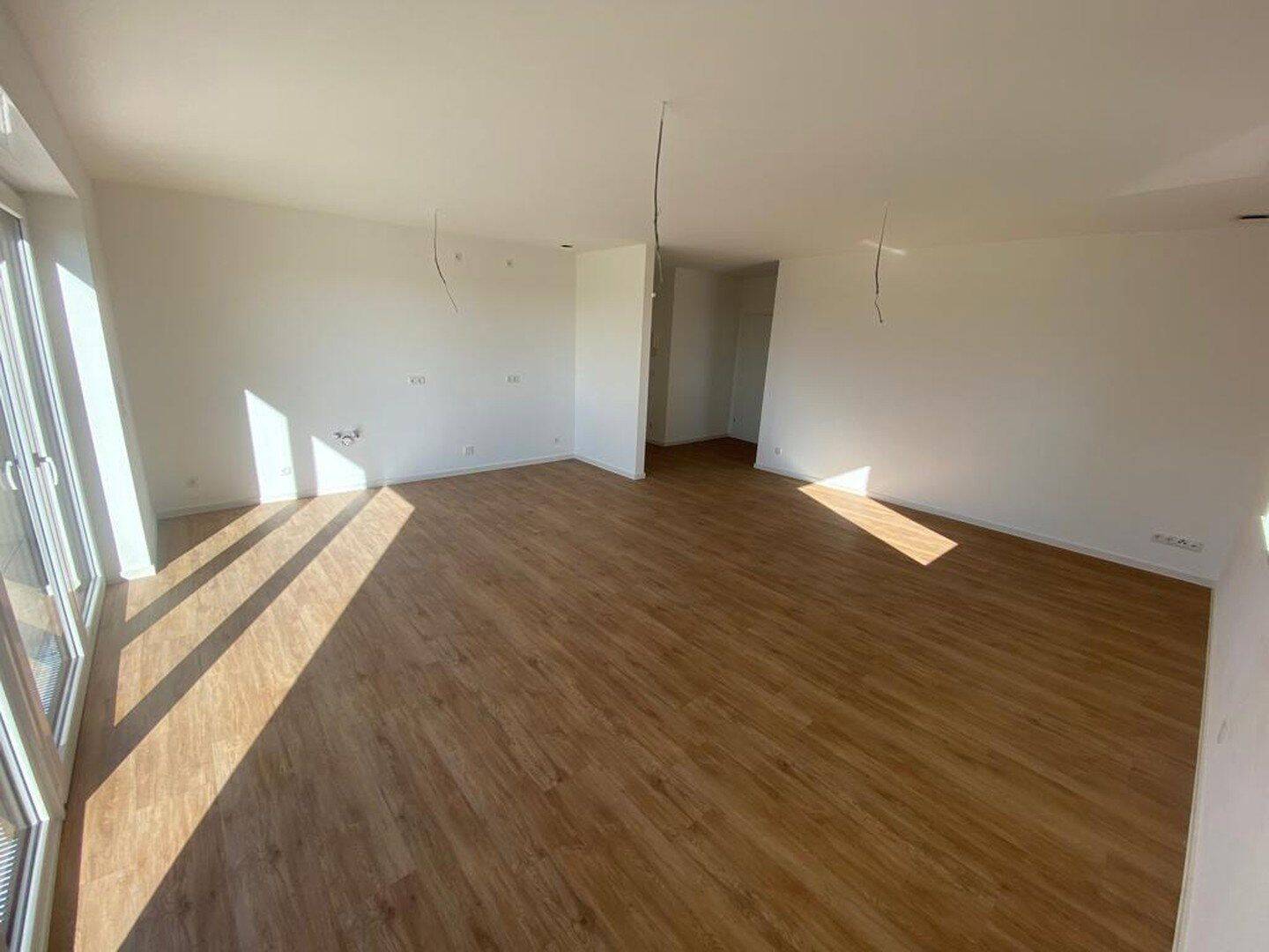 Moderne 3-Zimmer- Wohnung mit Tiefgaragenstellplatz & Balkon - Neubau aus 2022 – Osnabrück – Vorschaubild 4
