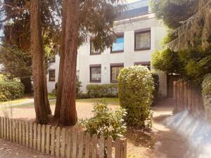 ruhiger Rückzugsort mit schöner Terrasse im Blankenese