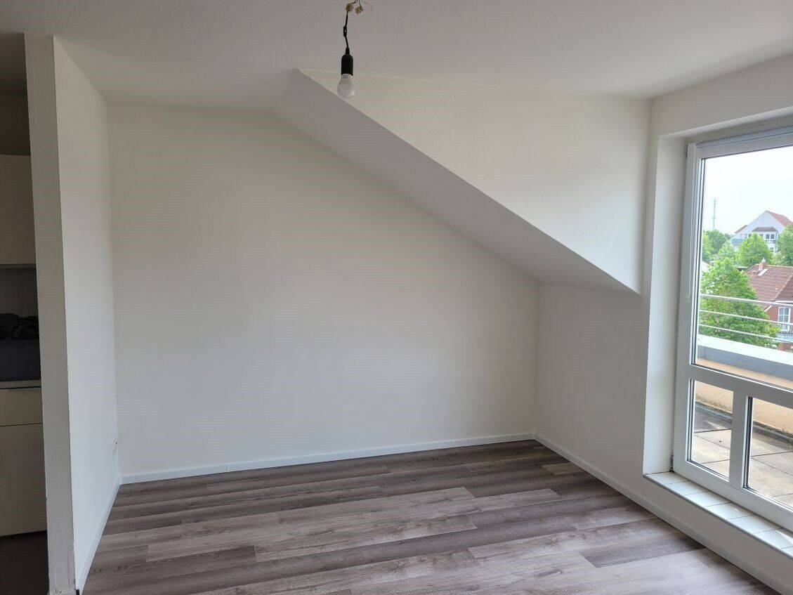 1-Zimmer-Dachgeschosswohnung St. Lorenz, BESICHTIGUNG: MONTAG, den 13.07.2026 um 17.00 Uhr! – Lübeck – Vorschaubild 6