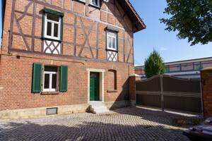 Raum für Familie und Hobbys: Saniertes Anwesen mit Großscheune und Pool – 99098 Erfurt – Vorschaubild 4