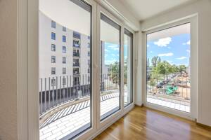 Vermietet, Eigennutzung ab Mitte 2027 möglich: Terrasse, Balkon und TG-Stellplatz im Europaviertel – 60486 Frankfurt am Main – Vorschaubild 7