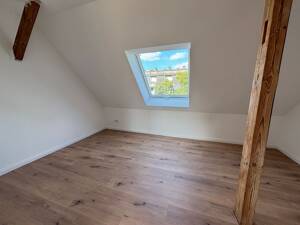 Wohnen über den Dächern von Barmbek-Süd – Neubau-DG mit Spitzboden & Balkon – 22083 Hamburg – Vorschaubild 4