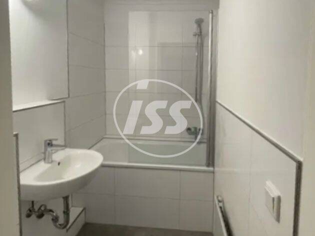 Helle, gehobene 3-Zimmer-Altbauwohnung - Erstbezug nach Sanierung – Düsseldorf – Vorschaubild 6