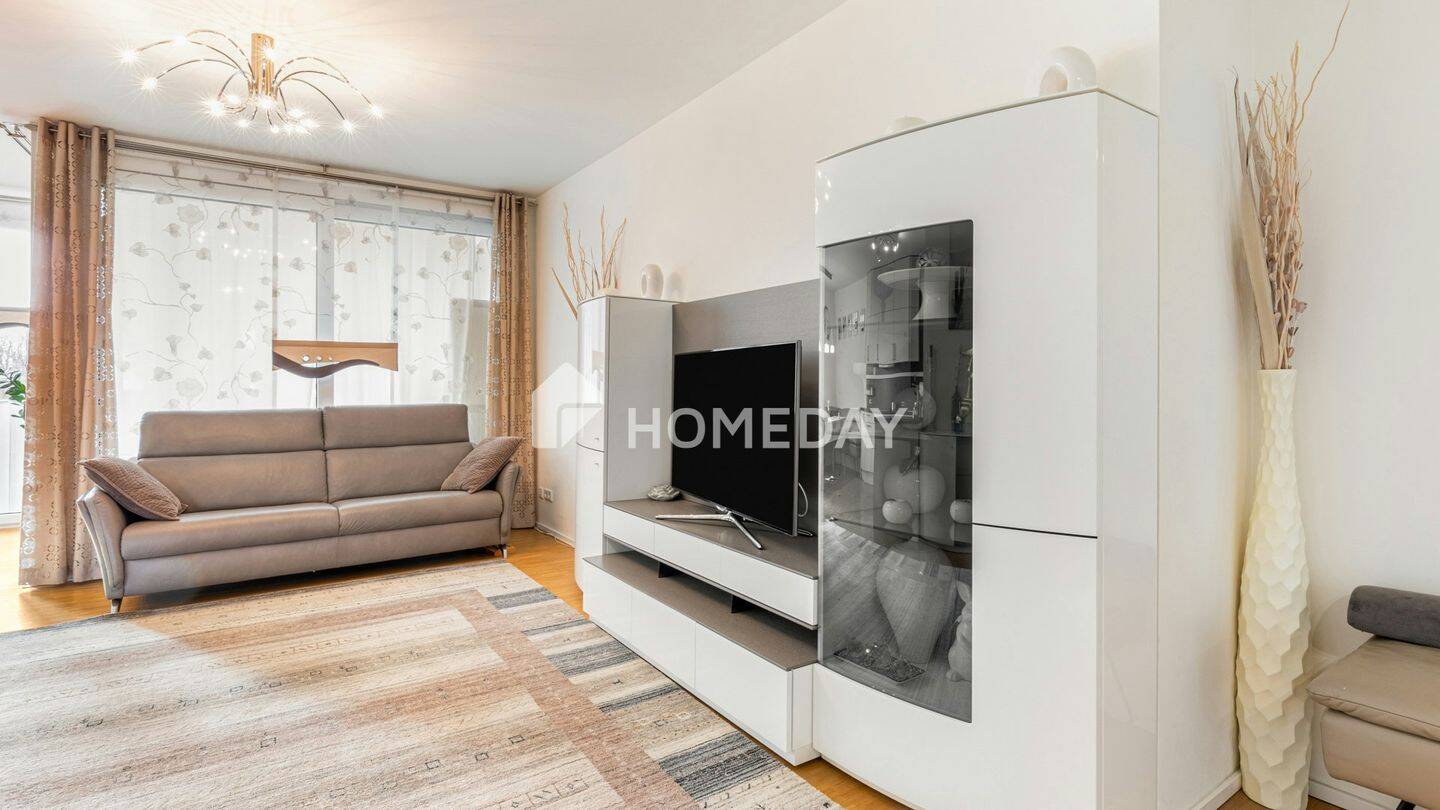 Stilvolle Drei-Zimmer-Wohnung mit Loggia und durchdachtem Grundriss in moderner Wohnanlage – Neu-Ulm – Vorschaubild 3
