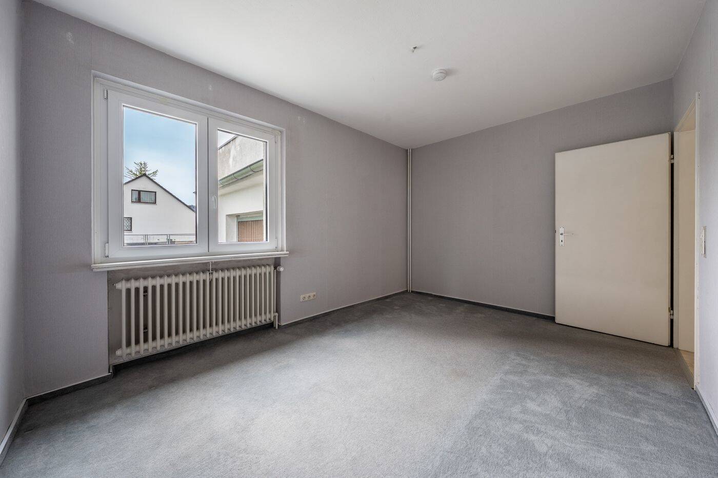 Viel Platz, viele Möglichkeiten - Gepflegtes Zweifamilienhaus mit großem Garten & Garage – Ammersbek – Vorschaubild 5