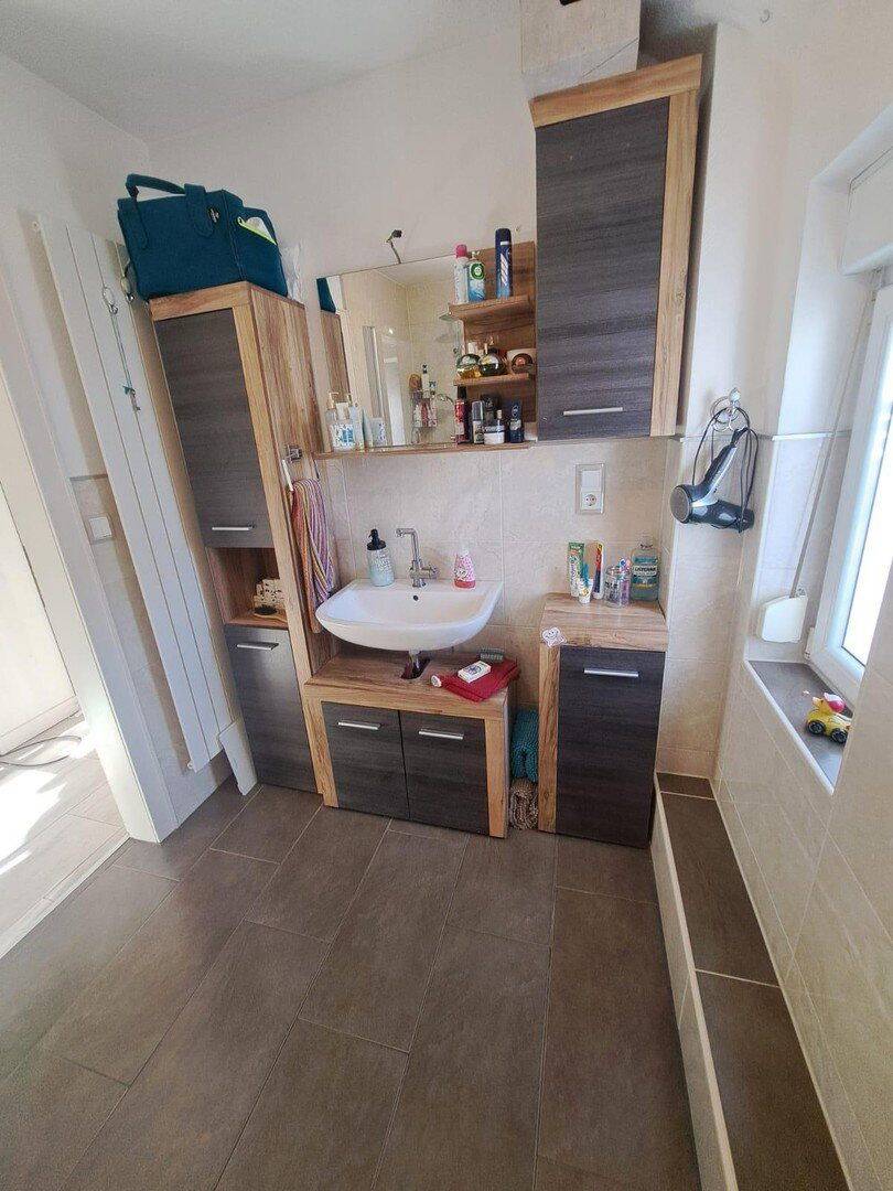 Freistehendes Einfamilienhaus mit Küche, PV, Wallbox, Garten – Alsdorf – Vorschaubild 7