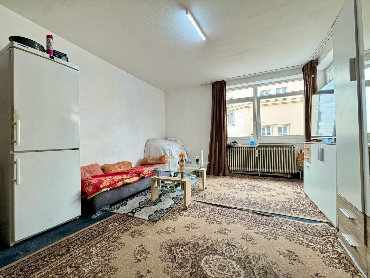 RENDITESTARKE KAPITALANLAGE IN DER ALTSTADT VON AUGSBURG! GERÄUMIGES APPARTEMENT IN DER NÄHE ZUM DOM – Augsburg – Vorschaubild 3