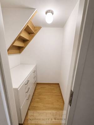 Altstadt-Rarität: Maisonette mit Stellplatz im historischen Baudenkmal – 93047 Regensburg – Vorschaubild 8