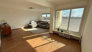 3-Zimmer-Wohnung-bezugsfrei-Gepflegte Wohnung mit sehr gutem Grundriss, Balkon und Aufzug – 14169 Berlin – Vorschaubild 1
