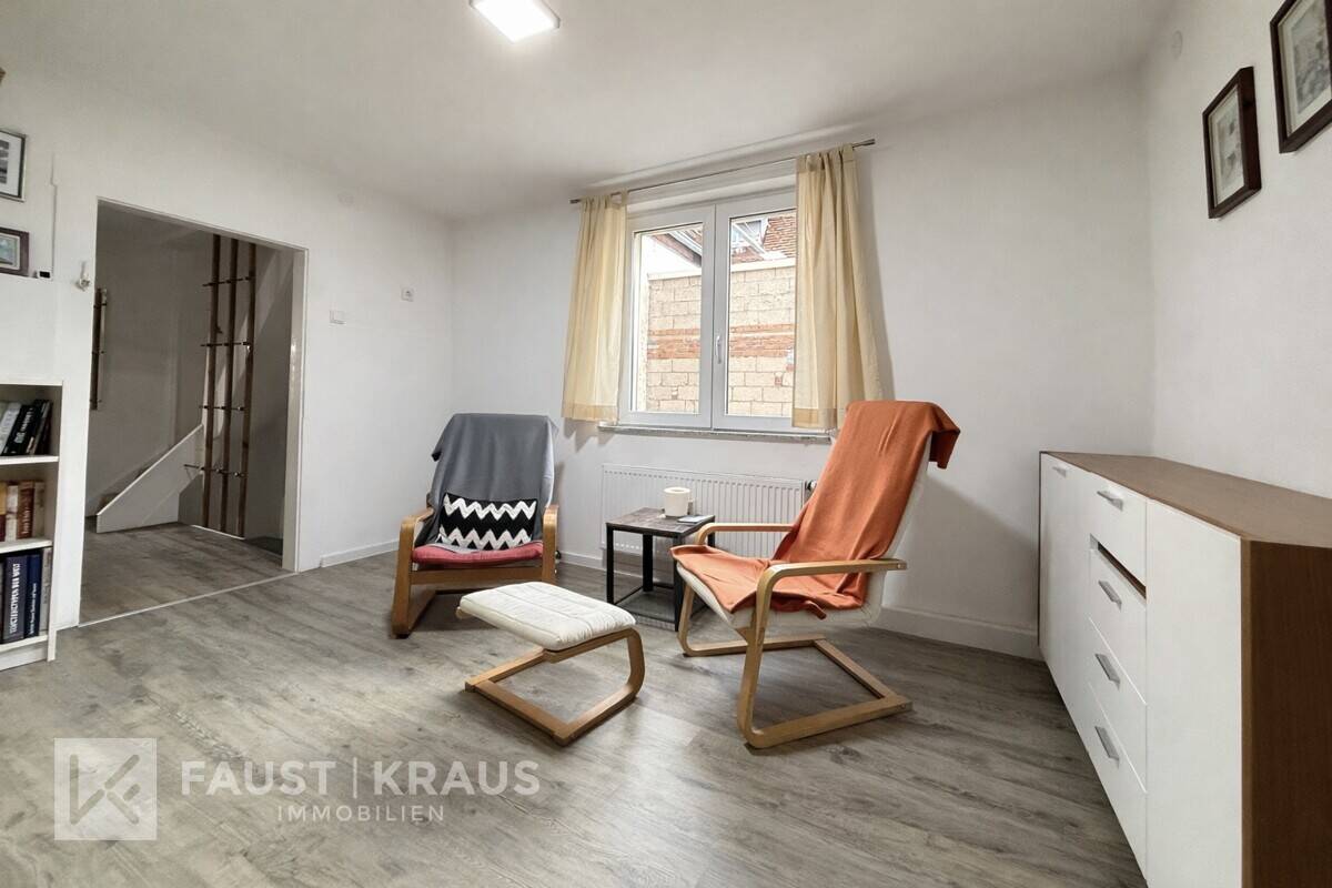 Umfangreich modernisiertes Einfamilienhaus in zentraler Lage mit Garage, Scheune und Garten – Hösbach – Vorschaubild 8