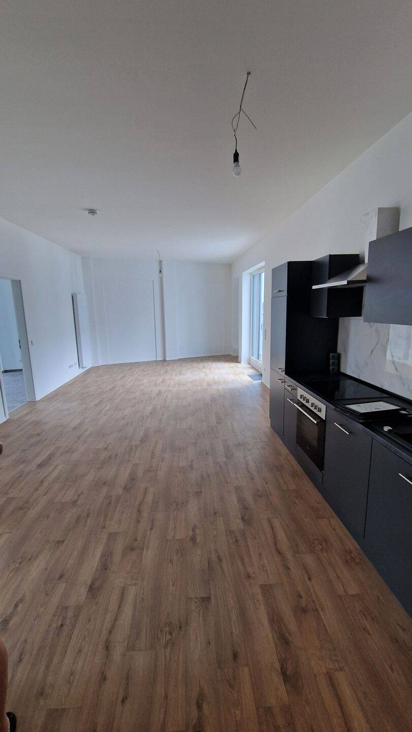 Neuwertige 3-Zimmer-Wohnung im Zentrum von Sulzbach-Rosenberg – Sulzbach-Rosenberg – Vorschaubild 2