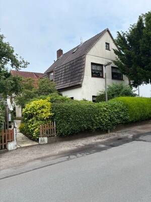 freistehendes 2-Familienhaus mit Garage und Carport in ruhiger Lage im Norden von Bremen/ Ortsteil Rekum