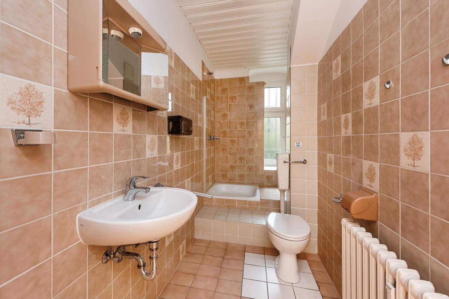Zusammenlegbare Erdgeschosswohnung mit Vorgelagerter Terrasse ! – Berlin – Vorschaubild 4