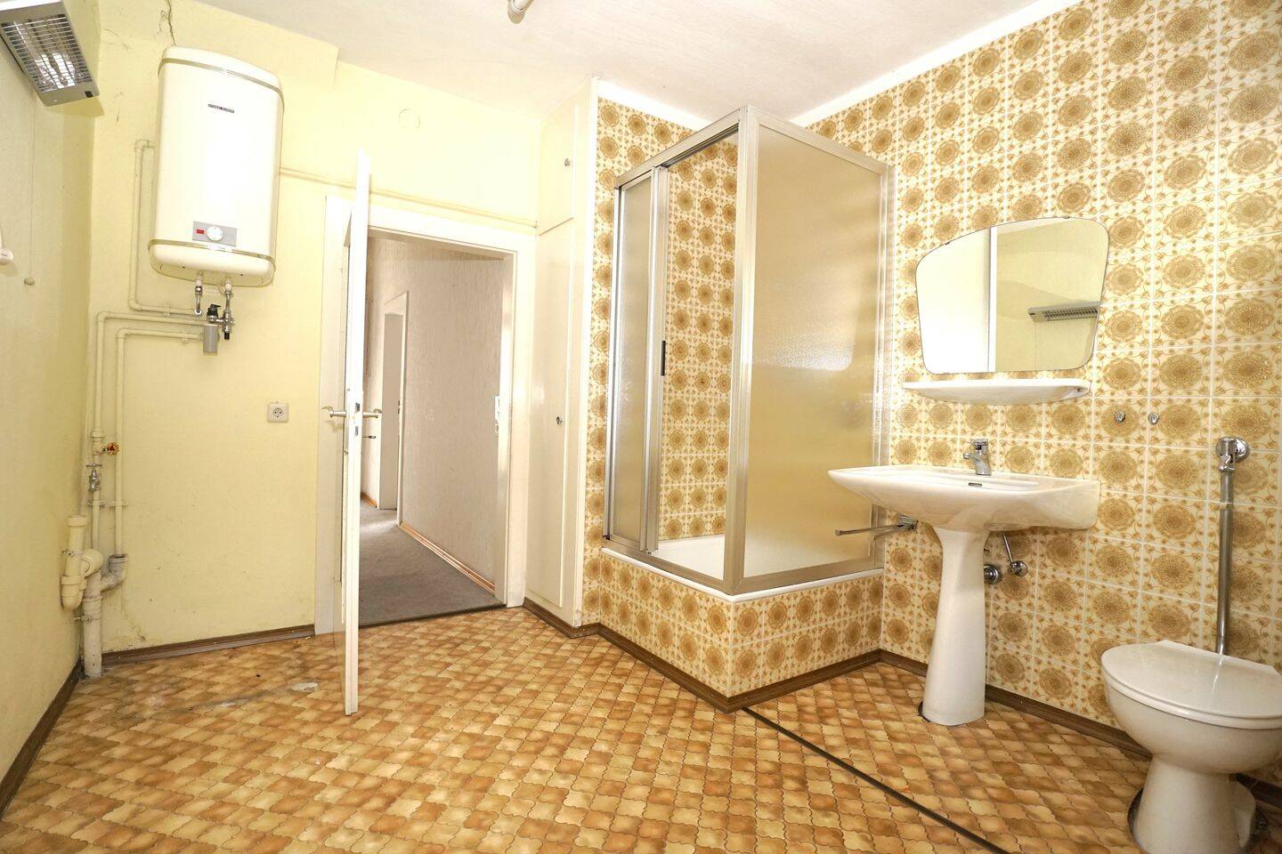Charmantes kleines Reihenmittelhaus, sanierungsbedarf. – Lambrecht – Vorschaubild 6