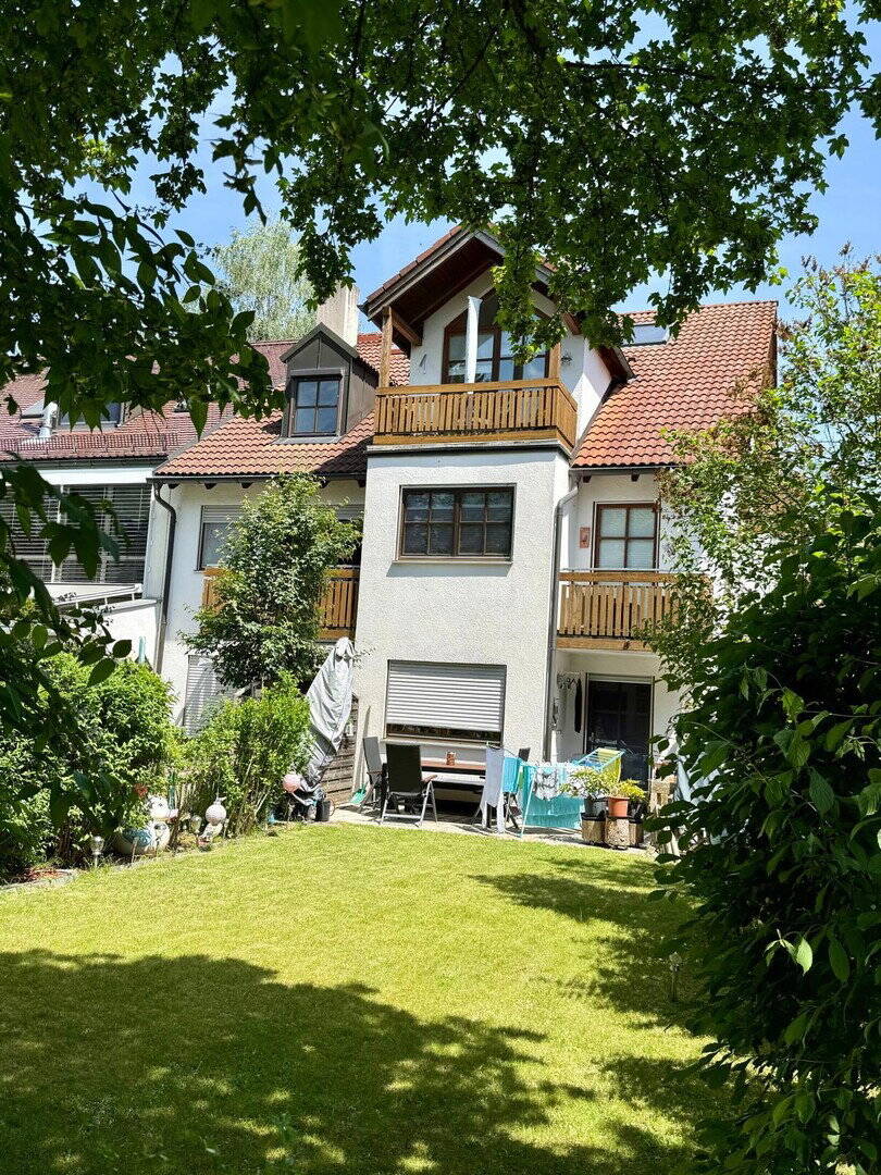 Traumhaftes, sonnendurchflutetes Dachgeschoß-Juwel in München-Waldtrudering – München – Vorschaubild 3