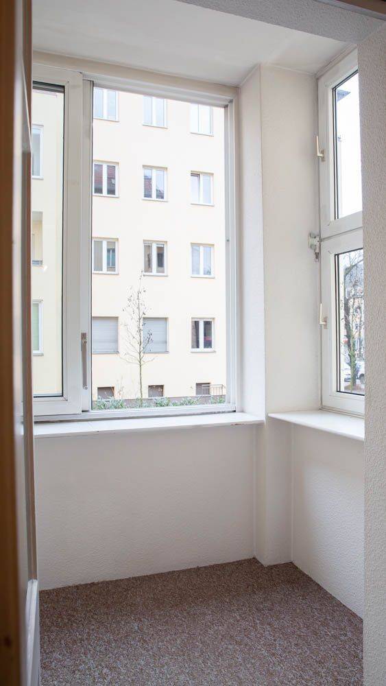 HOMESK - Sofort bezugsfreie 3-Zimmer-Altbauwohnung im Hochparterre in Westend – Berlin – Vorschaubild 3