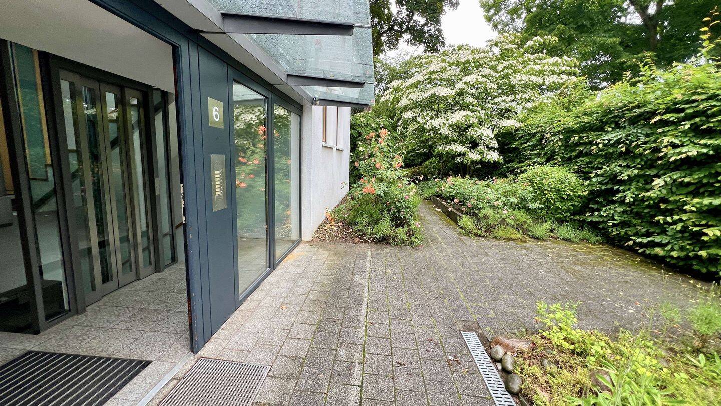 Vermietete Eigentumswohnung (143 m²) mit freier Einliegerwohnung im Souterrain (53m²) – Hamburg – Vorschaubild 4
