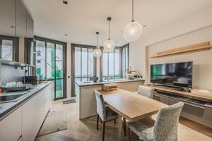 Exklusives Wohnen in Hamburg: Wohnung mit Alsterblick in Premiumlage – 22085 Hamburg – Vorschaubild 2