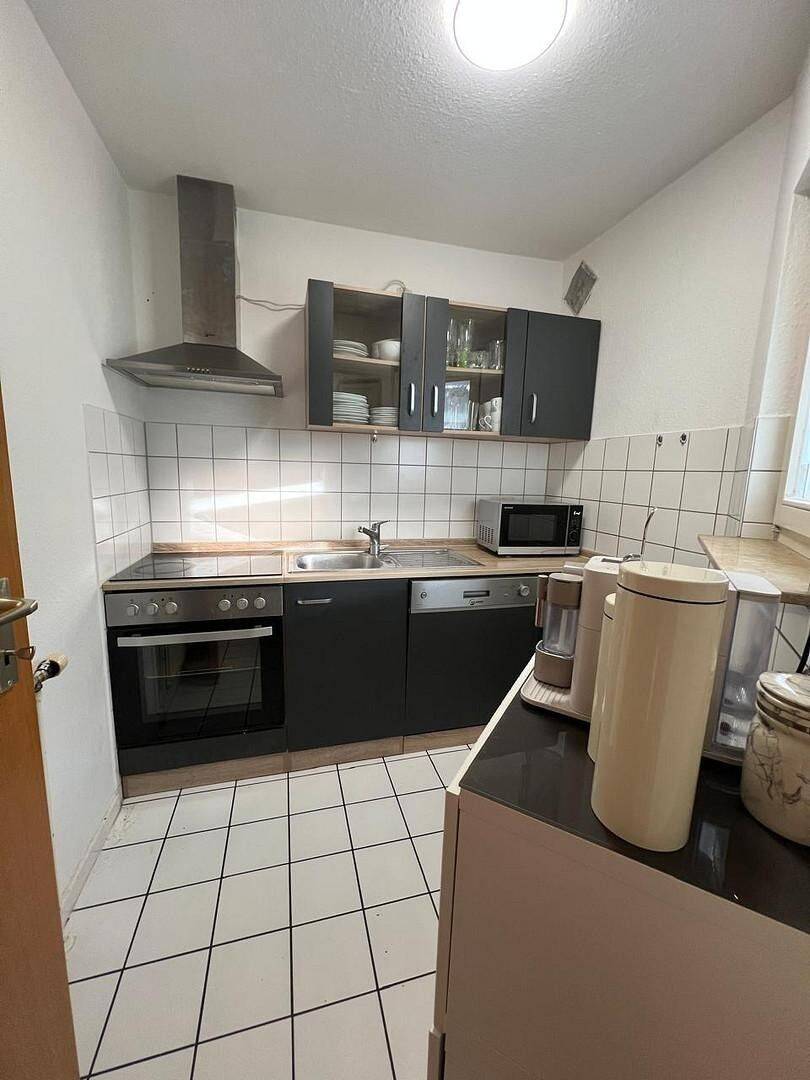 Möblierte 2 Zimmerwohnung nähe Hochschule und Bosch mit Garten – Reutlingen – Vorschaubild 5