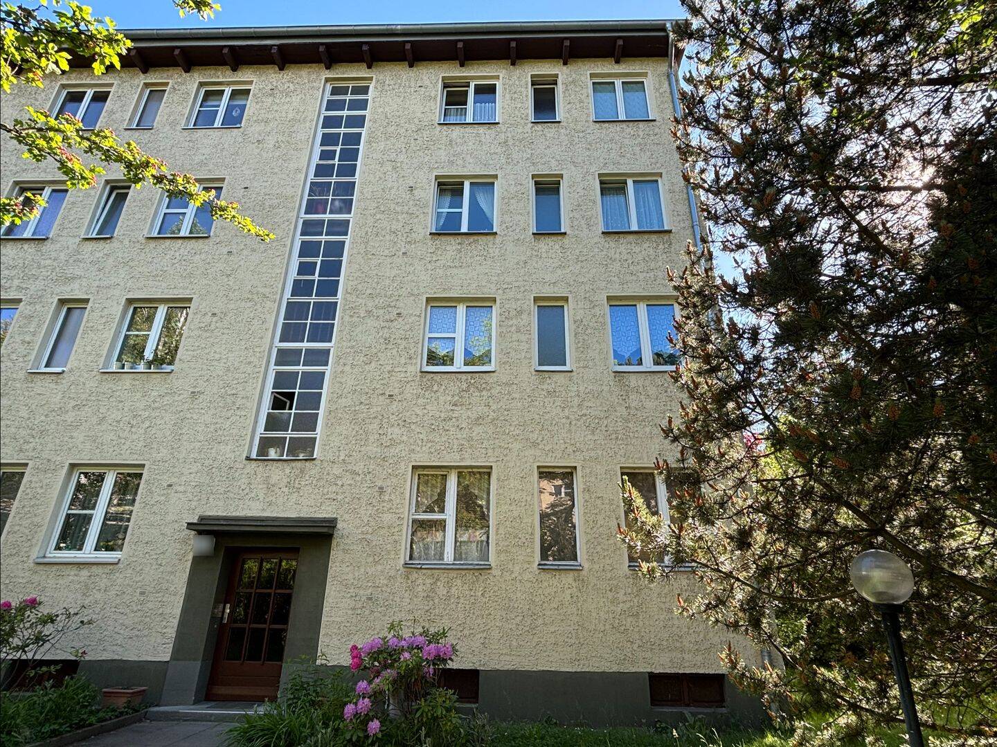 Vermietete, sehr ruhige 2,5 Zimmer Hochparterre Wohnung in Berlin-Spandau – Berlin – Vorschaubild 2