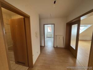 Perfekt für Eigennutzer oder als attraktive Kapitalanlage attraktive 3-Zimmer-Dachgeschosswohnung. – 75015 Bretten – Vorschaubild 7