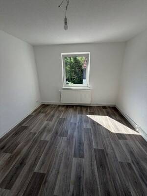 3-Zimmer-Wohnung in Langelsheim – hell und sofort bezugsfertig ab 01.07.2026 – 38685 Langelsheim – Vorschaubild 2
