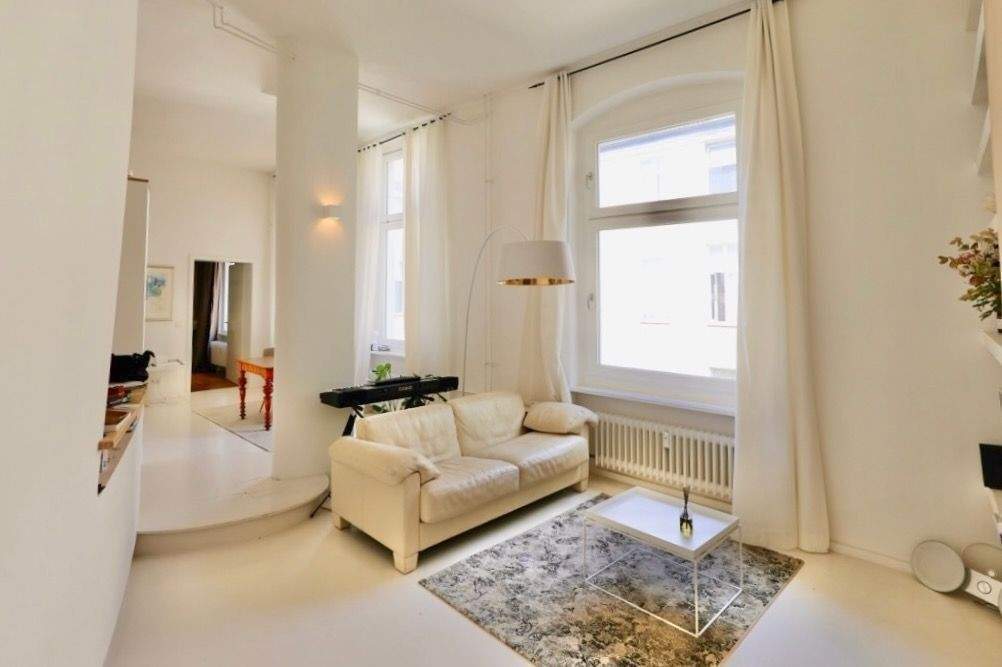 BESTLAGE NÄHE KU´DAMM & LUDWIGKIRCHPLATZ - MODERN MIT ALTBAUCHARME - HELL & RUHIG – Berlin – Vorschaubild 2