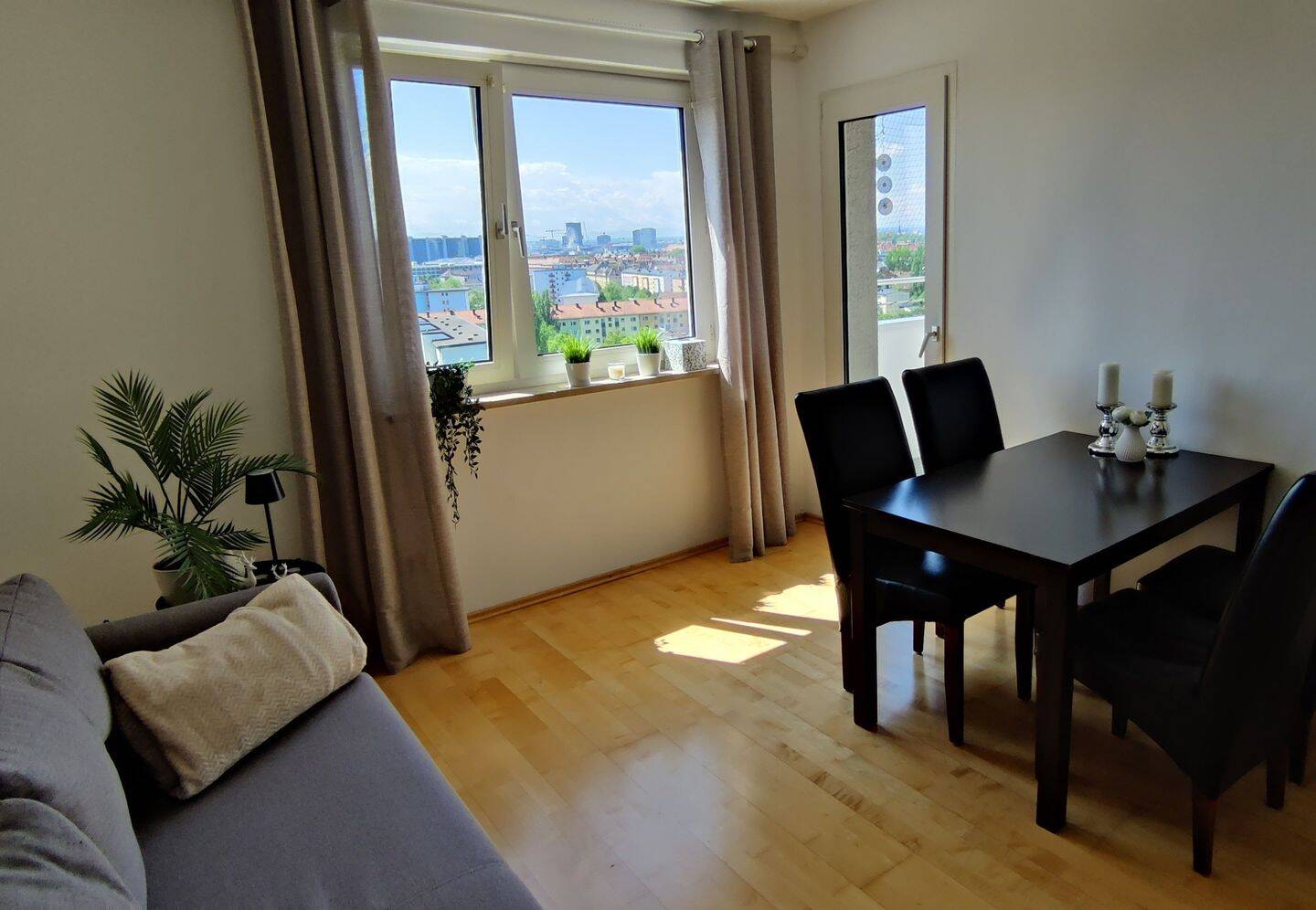 2-Zi-Rarität Bogenhausen: Penthouse-Feeling & Alpenblick v. priv. – München – Vorschaubild 6