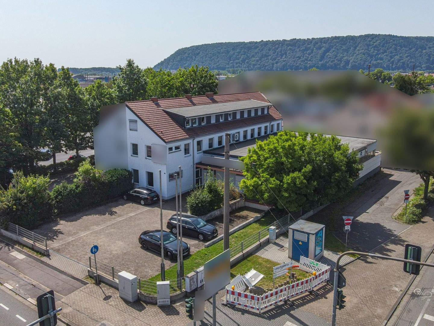 Dillingen, TOP-Lage: Wohn-/Geschäftshaus, Gewerbehalle und EG-Gewerbefl. + 2 Büro- bzw. Wohnetagen – Dillingen/Saar – Bild 1 von 9