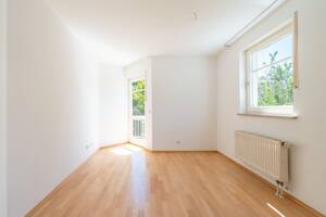 AIGNER - Viel Platz für die Familie: Doppelhaushälfte in begehrter Lage München-Obermenzing – 81247 München – Vorschaubild 4