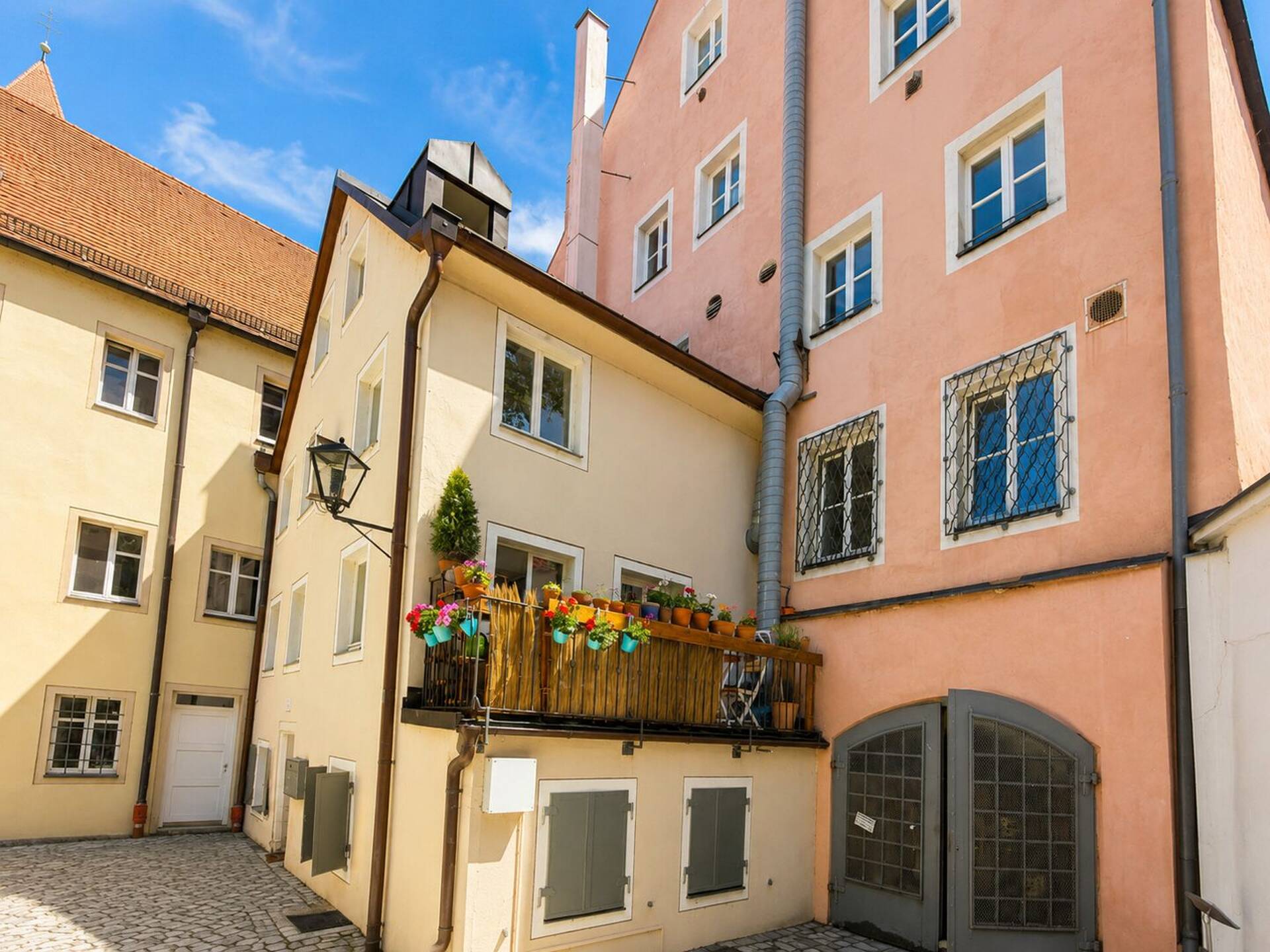 Stadthaus in 93047 Regensburg mit 713 m² kaufen