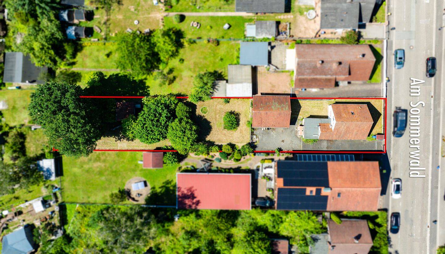 Potenzial für Macher: Einfamilienhaus mit großem Garten, Garage und Werkstatt - PS-Sommerwald – Pirmasens – Vorschaubild 4