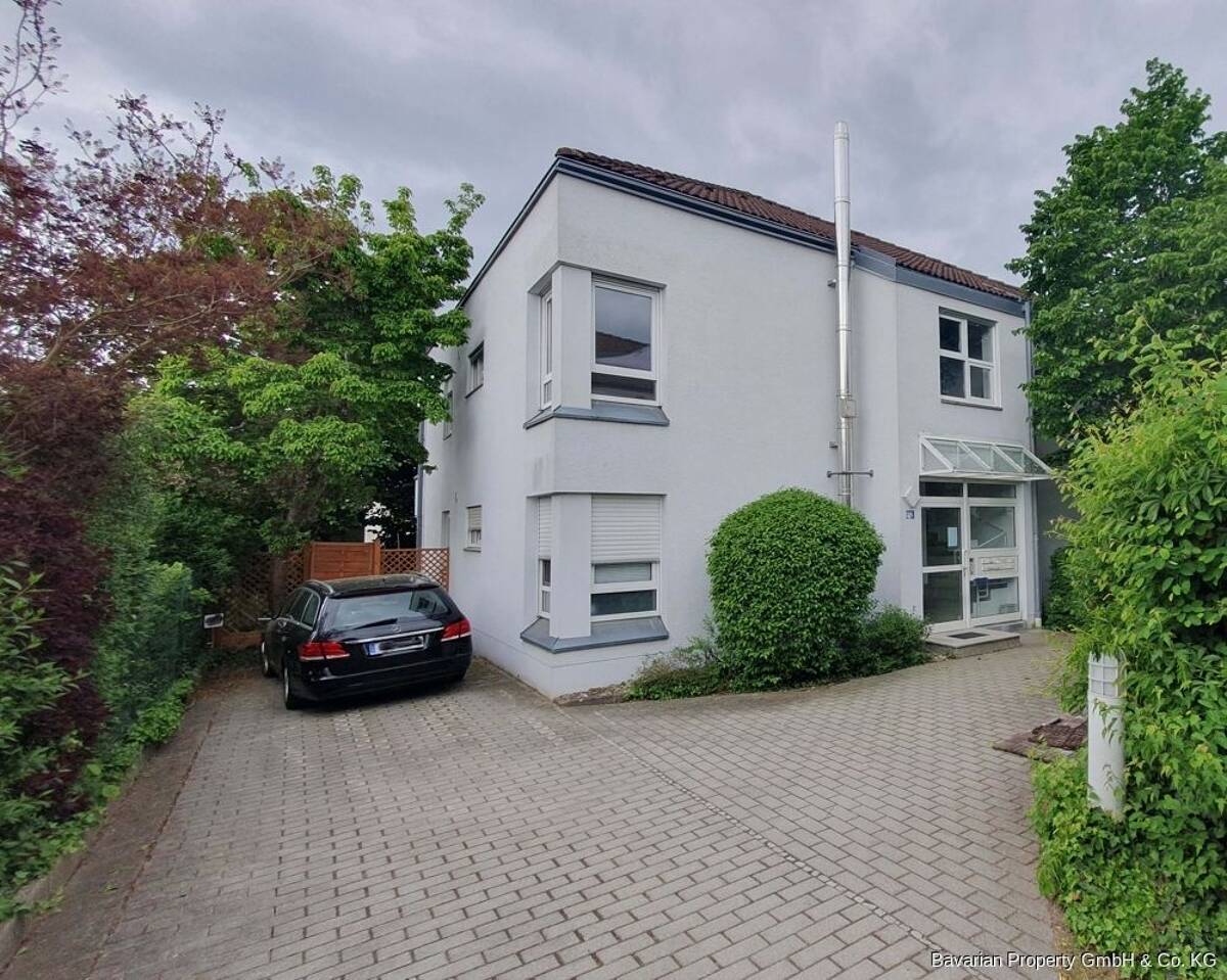 Vermietete WHG zentral gelegen! – 93059 Regensburg – Bild 1 von 2