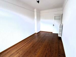 Klug geschnittene und perfekt gelegene 2-Zimmer-Altbauwohnung in Eimsbüttel *** Provisionsfrei *** – 20259 Hamburg – Vorschaubild 2