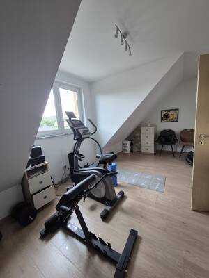 Familientraum in Dresden - 155m², 6 Zimmer & modernes Wohnen mit eigenem Garten – 1157 Dresden – Vorschaubild 7