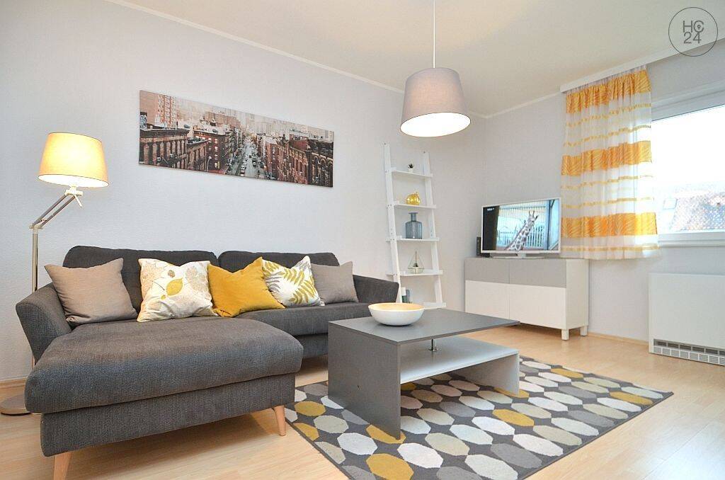 Modern möblierte 2-Zimmer-Wohnung mit Balkon und WLAN direkt in der Altstadt