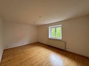 Gepflegte und helle 4 Zimmer-Altstadtwohnung mit Garage – 85049 Ingolstadt – Vorschaubild 3