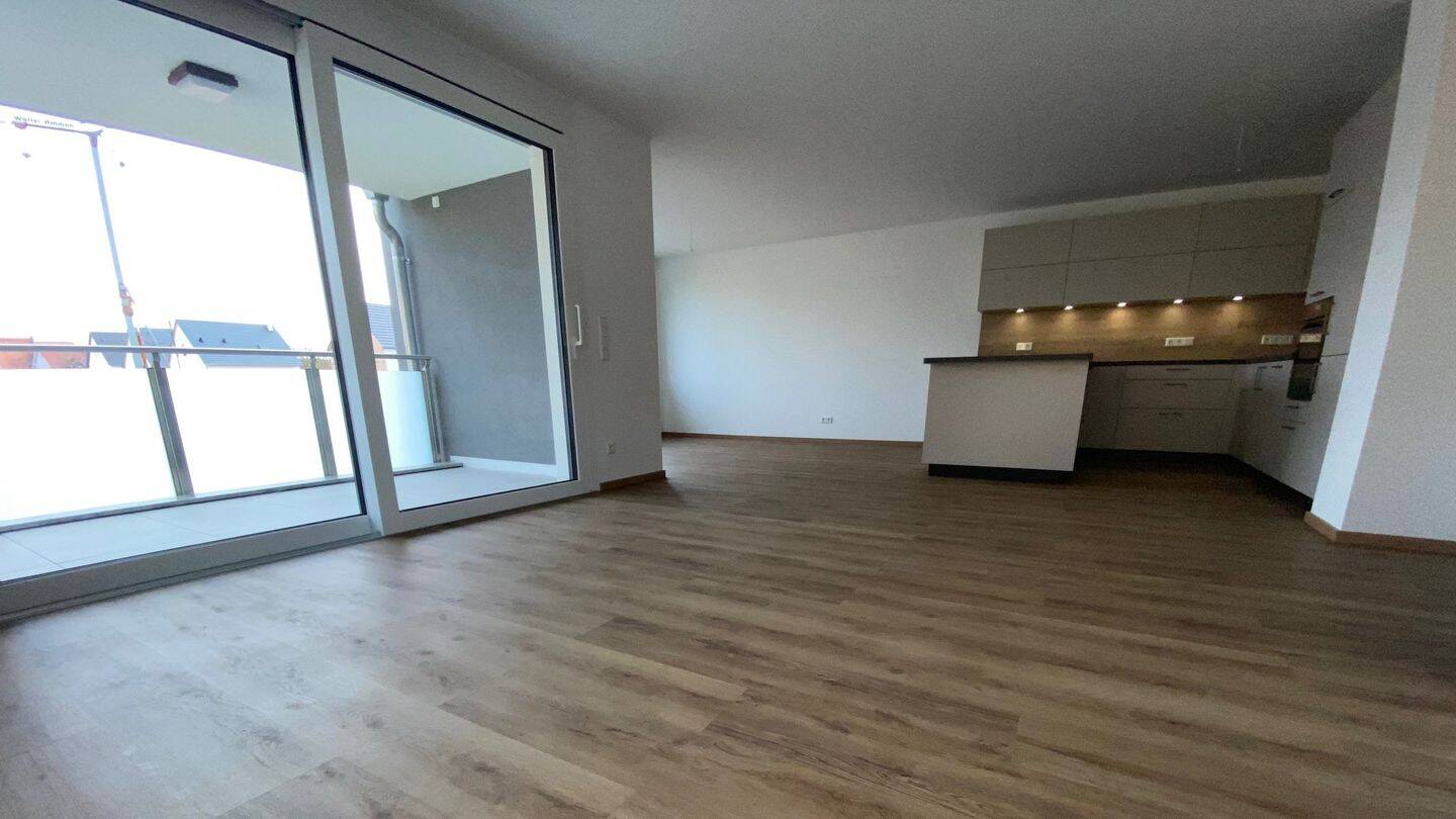 Lichtdurchflutete, ruhige 3-Zimmer-Neubauwohnung mit Balkon – Roßtal – Vorschaubild 3