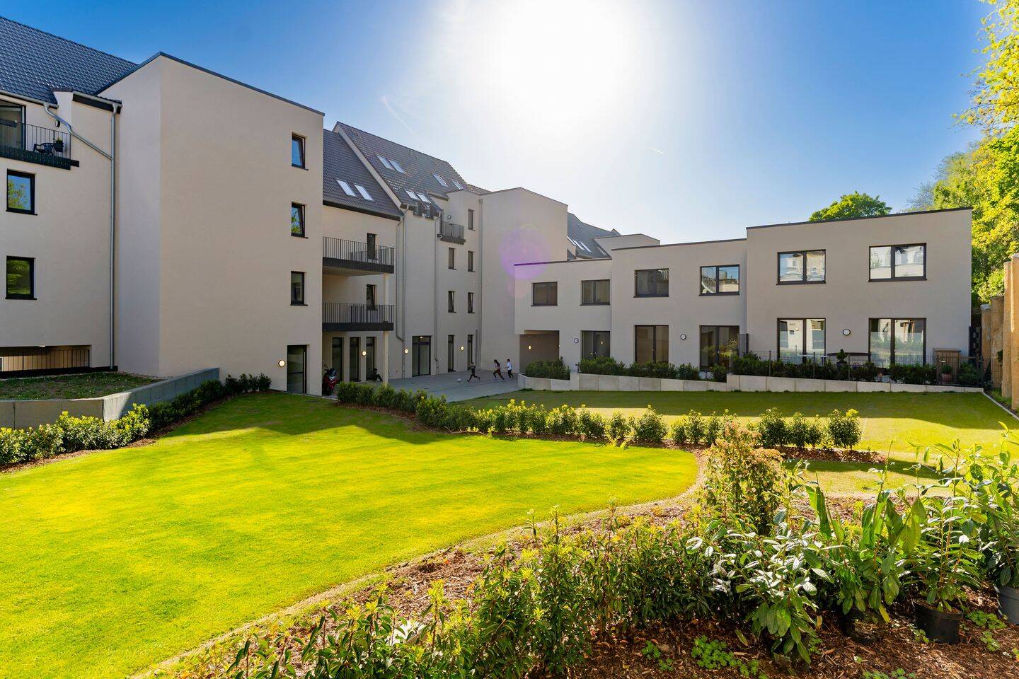 Exklusives Reihenhaus (4Zi) im Innenhof! *ab sofort verfügbar! – Mönchengladbach – Vorschaubild 2