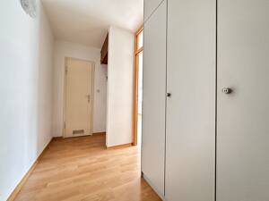 Leere 1-Zi-Whg mit Balkon - S-Ost - ruhige Lage in Gaisburg - BESICHTIGUNG DI, 18.08.26 – 70186 Stuttgart – Vorschaubild 7
