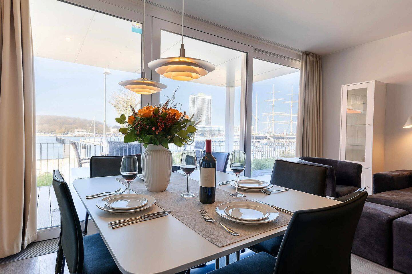 Ostseefeeling pur - Kamin, Sauna & Meerblick! Traumhafte Ferienwohnung am Yachthafen Priwall – Lübeck – Vorschaubild 8