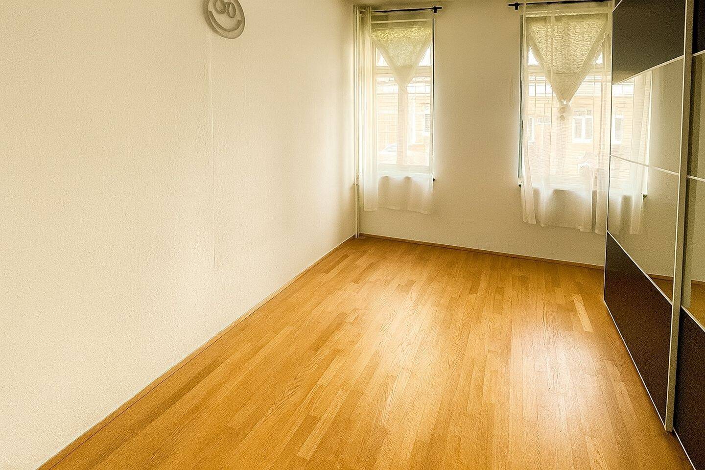 Stilvoll sanierter Altbau mit Balkon und Fußbodenheizung – Leipzig – Vorschaubild 4