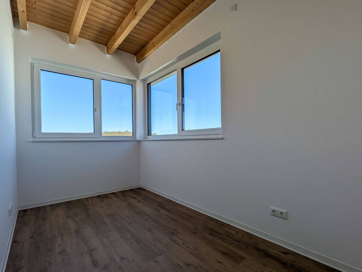 Moderne 3-Zimmer-Penthousewohnung mit Südbalkon und nachhaltigem Energiekonzept – Bielefeld – Vorschaubild 5